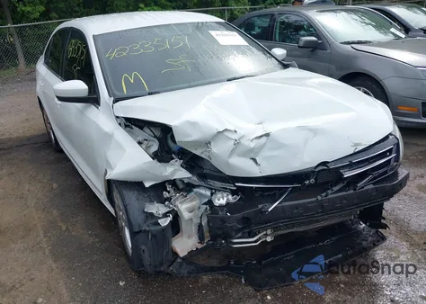 2017 Volkswagen Jetta 1.4T S из США, поврежденный, VIN 3VW2B7AJ7HM379782